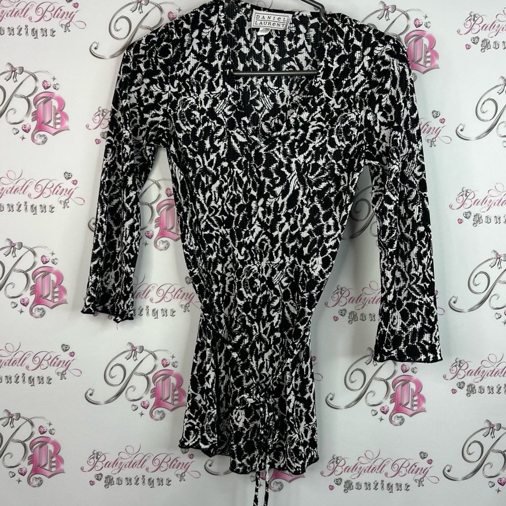 Daniel Laurent top tie up waist pleated Black and White Print Blouse